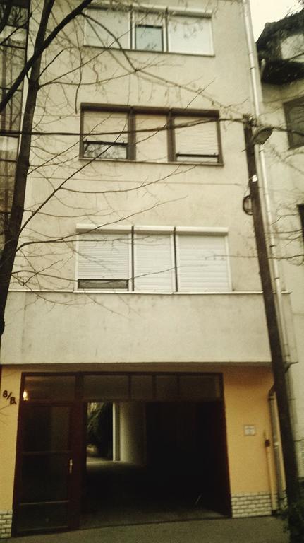 Solaris-Szeged Apartman Apartment Ngoại thất bức ảnh